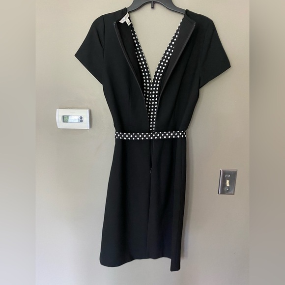 DVF DIANE VAN FURSTENBERG Maisie Black & White Sheath Belted Dress Size 6 - Picture 7 of 10